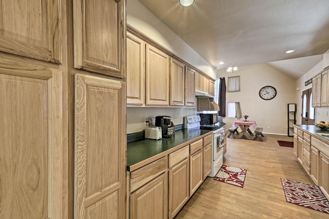 Serene Forested Home Trailer Parking&Horse Pen Flagstaff Exterior foto